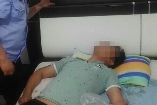 为挽回女友 常州男子假装割腕、吃安眠药自杀