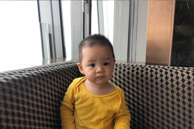 17个月大孙子高烧抽搐抢救 奶奶受惊吓也被抢救