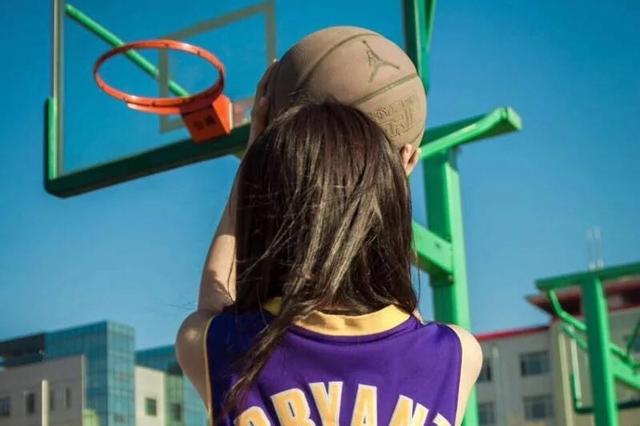 江苏学生体质监测结果 近视现象减少身体力量下降