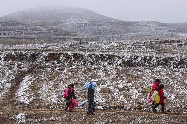 三年级女学生放学途中遇害 事发时嫌犯从草丛冲出