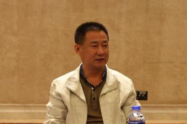 天津农商银行书记、董事长殷金宝在办公室割腕自杀