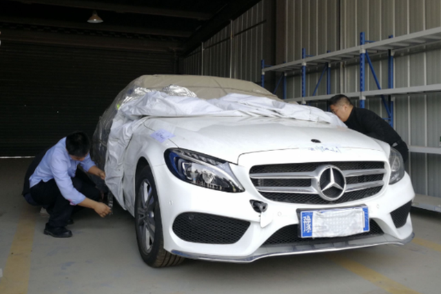 "失控奔驰"车主代理律师：当事人才是最大受害者