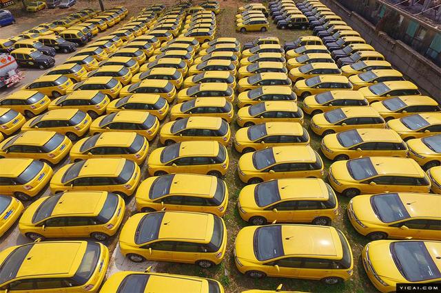 网约车运营服务逐步规范 有酒驾记录者不得从事