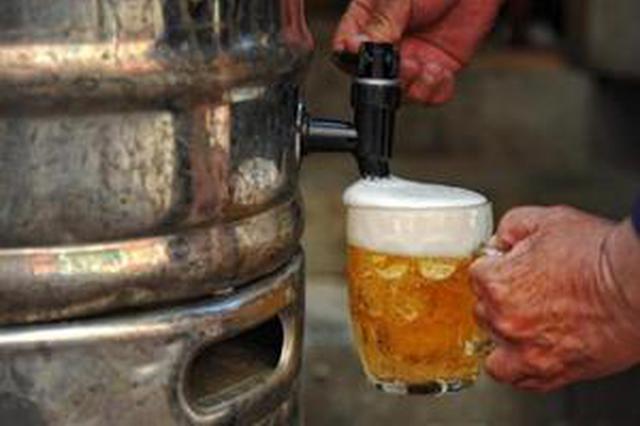 镇江男子酒后驾驶摩托撞车身亡 同桌4人被诉赔26万