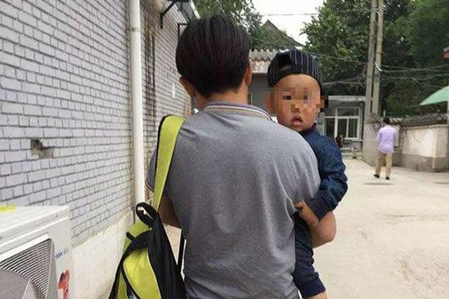 两岁幼童被无人机砸伤 警方称已进入民事司法程序