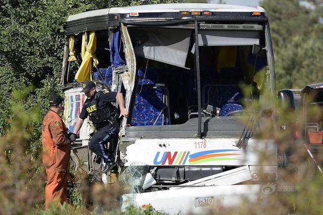 国内旅游团加拿大遇车祸 车上12名江苏游客1人死亡