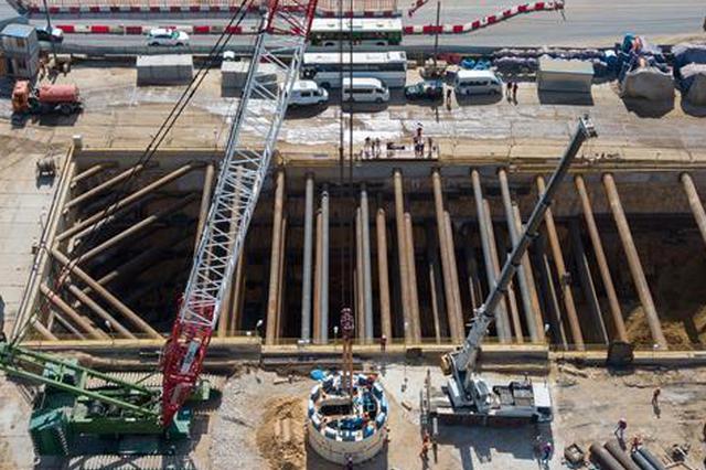 无锡惠山隧道发生车辆自燃 所幸无人员伤亡