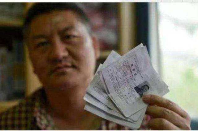 51岁"高考钉子户"第22次赴考:上大学是精神支柱