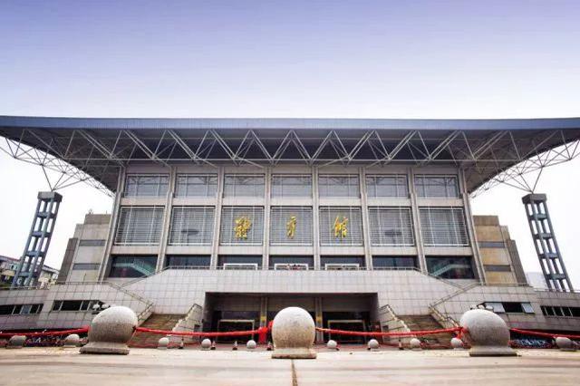 江苏大学发布2018年招生章程 最低标准为4C1合格