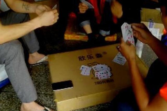 电商定制版猫腻：家电偷工减料 服装质量差很多