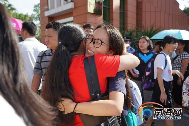 江苏高考生今起模拟填志愿 预计24日晚8点可查成绩