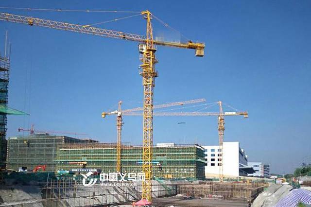 包工头遥控指挥2名水电工上演自杀闹剧讨薪被拘