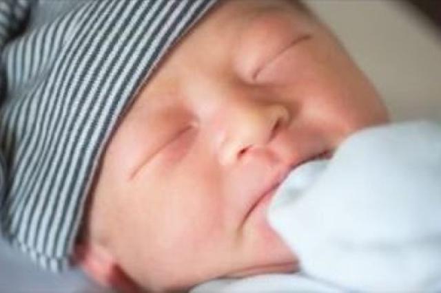 离婚后 亲妈“偷走”孩子玩失踪