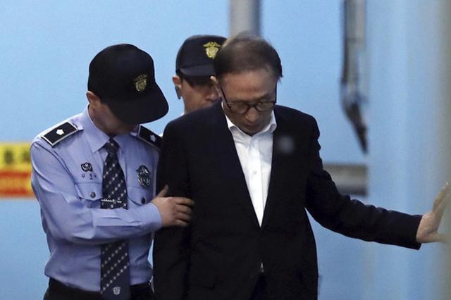 泰州一官员因下属贪污获刑3年 称曾反映问题被无视