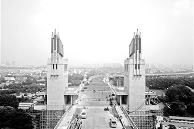 长江大桥改造已经进入最后阶段 年底恢复通车