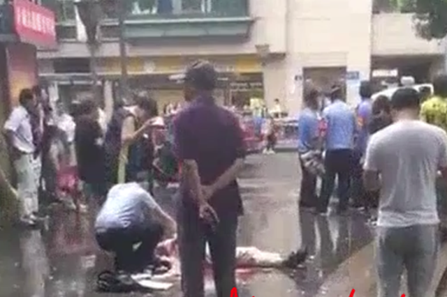 常州闹市区捅伤两人凶手被抓 因口角之争动刀