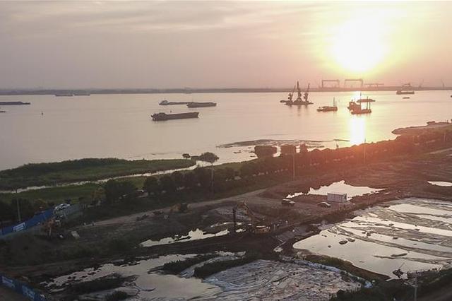 泰州港打造江海门户枢纽 航线可达全球104个国家和地区