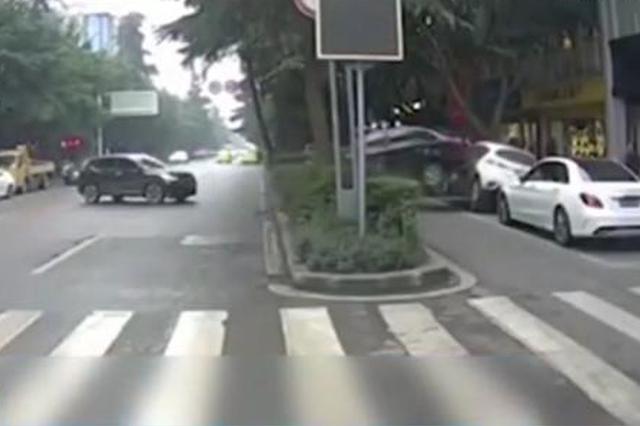 女童被爷爷的车撞死 保险公司拒赔