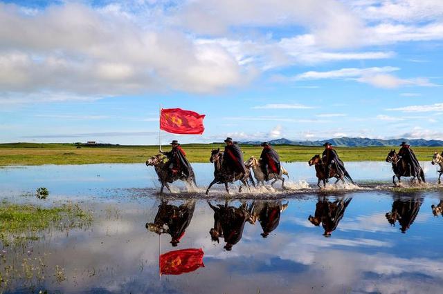 游客青海湟源遭遇天价水:150元1瓶可预防高原反应