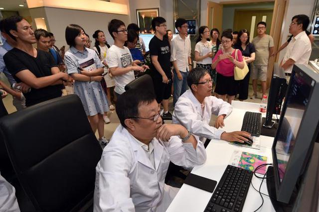 江苏高校争相成立AI学院 人才培养尚缺统一标准