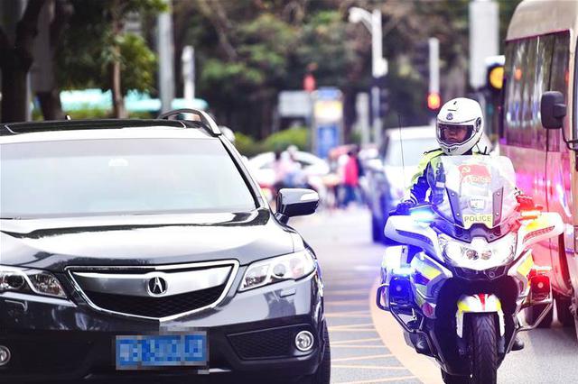 车主用APP代缴违章罚款一年多仍未处理 平台：工作疏忽