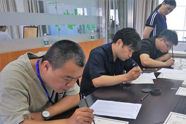 匠心！南通大学教师手写7000份通知书