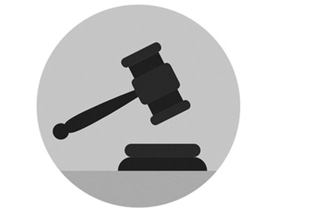 “戏精”老赖扮“瘫痪”被揭穿后立马“站”了起来