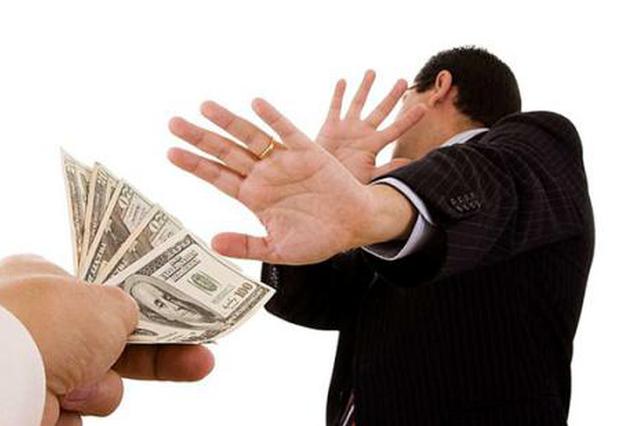 买别墅抽98万元奔驰车 无锡一开发商被罚10万