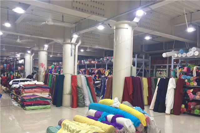 “苏州婚纱”北迁无锡 百家商户进驻填补当地产业空白