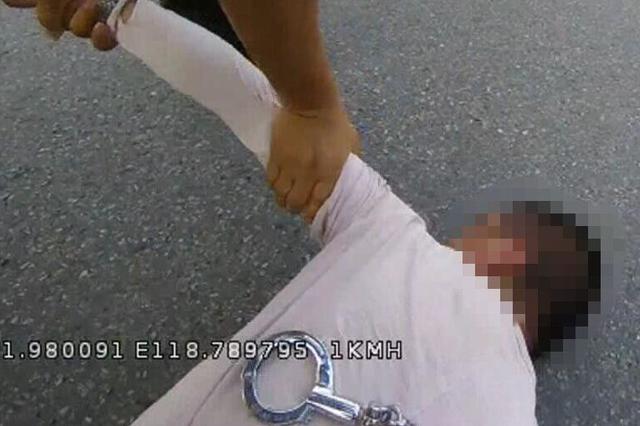网传交警暴力执法 喷辣椒水还打了人？真相是...