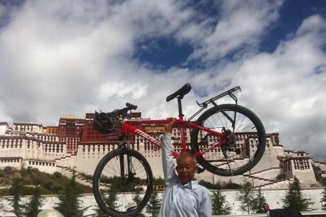 11名大学生高原骑行被困 警方：长途骑行不能说走就走