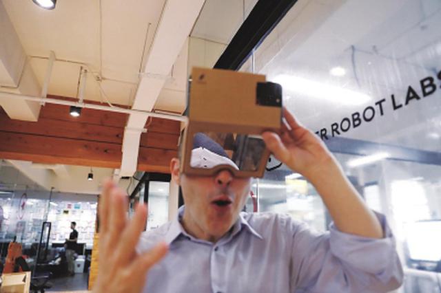 手机卡顿影响网游战绩  男子火车上顺走老乡手机被拘