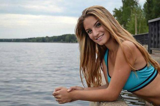 因女儿太爱顶嘴 母亲趁其睡觉时用斧头砍死