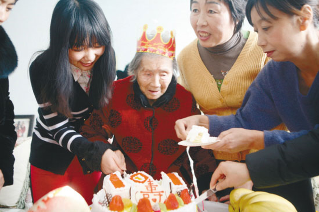 年迈父母状告四子女：“房子”协议不能取代赡养义务