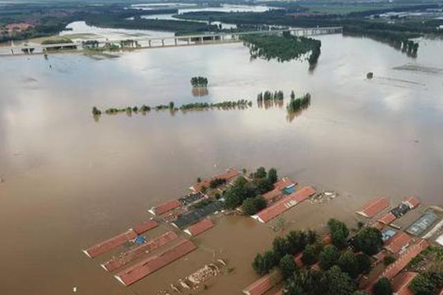 江苏千余消防官兵赴山东寿光开展抗洪抢险