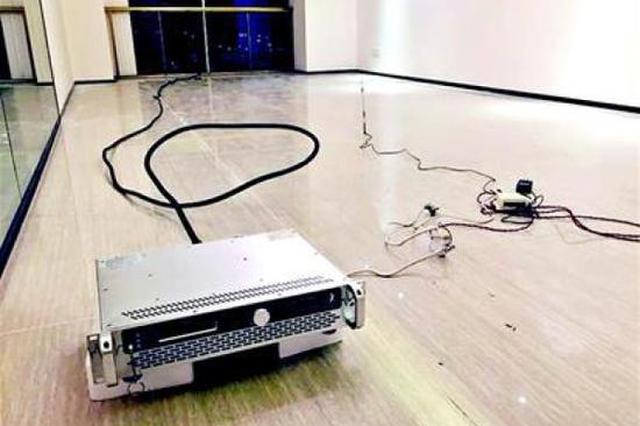 机场塔台指令突变治肾亏广告 武汉捣毁兜售药品黑电台