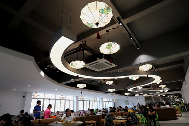 南信大食堂全面升级 风格各异颜值爆表