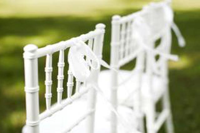 中青报刊文：年轻人懒婚？稳稳的幸福需要等一等