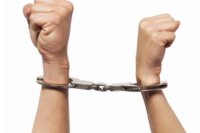 骗取退养补偿款 无锡一公职人员滥用职权数罪并罚