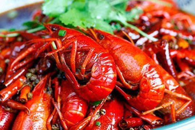 明知过敏仍吃小龙虾 花季女孩休克险丢命