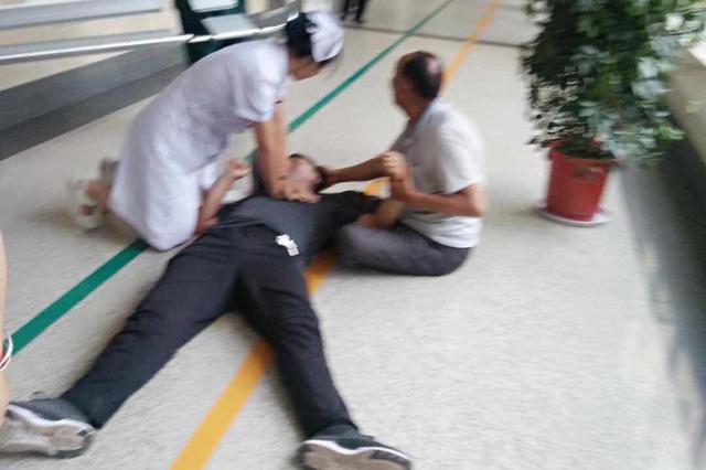 老人住院6天离世被收7天药费 医院:工作疏忽