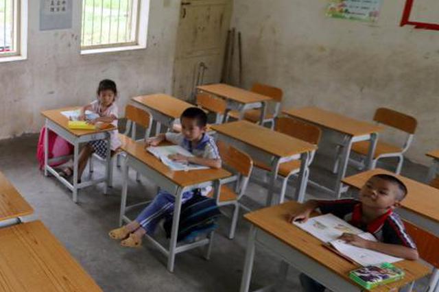 退休教师辅导850多名留守儿童 荣登“中国好人榜”