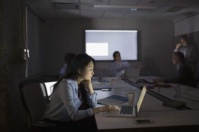 追梦人的假日 忙碌并幸福着