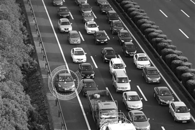 返程路上 江苏全面启用无人机监测高速车流量