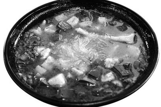 南京人长假最爱点的是鸭血粉丝 外卖标配居然是零食？