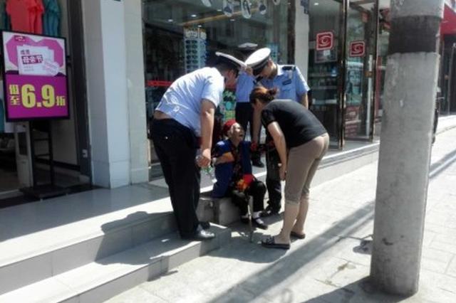 男子自称扶老被指肇事 老人：若不是他为啥要送我就医