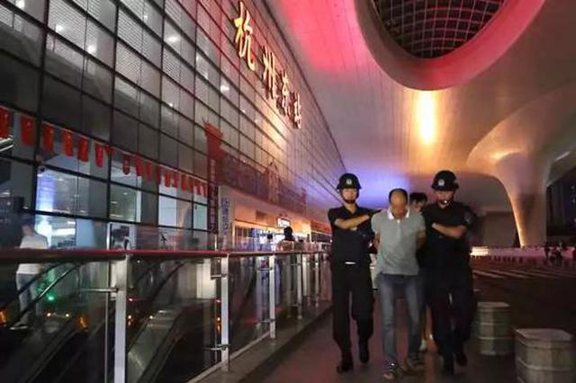 七千元麻将赌债引发血案 警方15年追凶抓到嫌犯