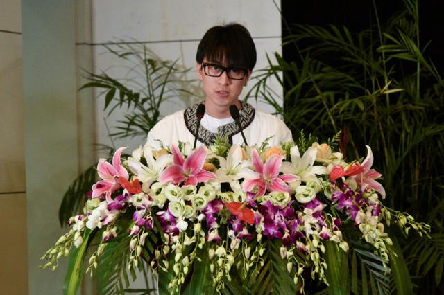 金肯秦奋电竞学院签约暨揭牌仪式在宁举行 秦奋任名誉院长