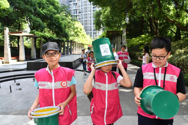 南京城管启动垃圾分类执法检查 违规最高罚2000元