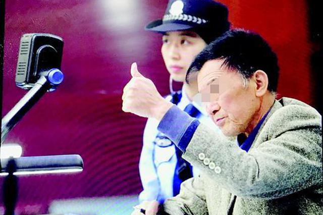 肉霸团伙暴力打砸运肉车辆垄断市场 干部充当保护伞